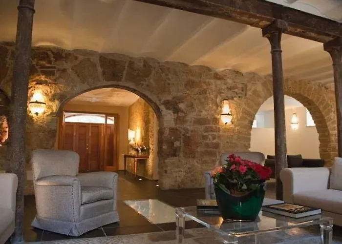 Il Giardino Di Ballaro Boutique Bed & Breakfast 3*